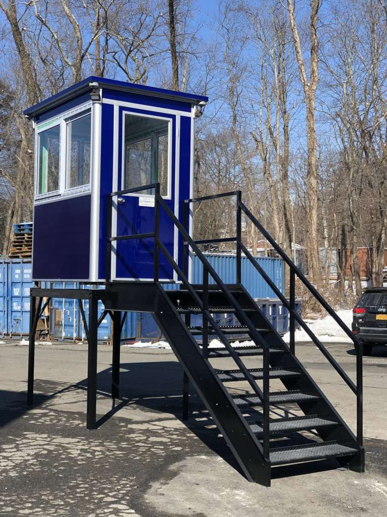 4×6 Booth on Mezzanine Platform in Los Angeles, CA