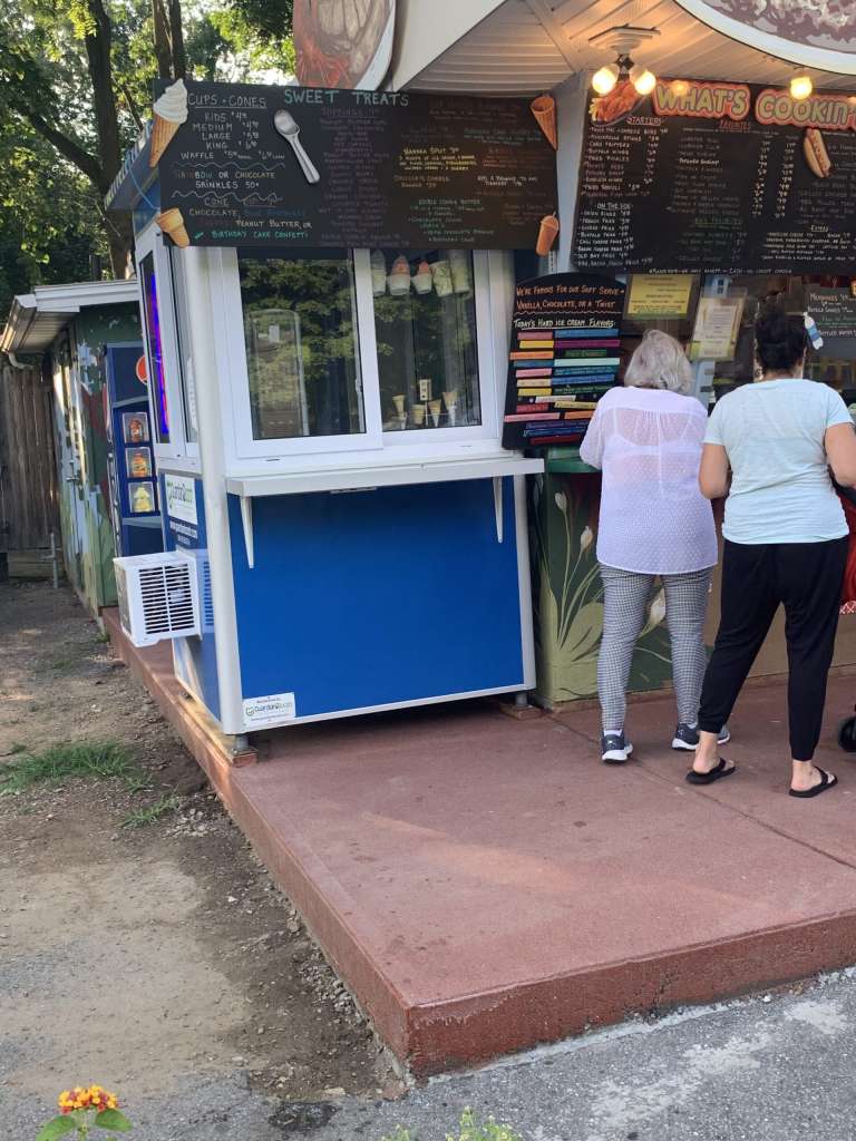 4×4 Cashier Booth in Katonah, NY with Build-in AC, Swing Door,Sliding Window and Front Countertop 1