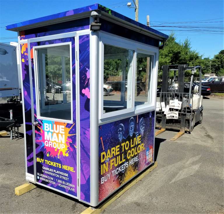 4×6 Booth with Custom Graphics