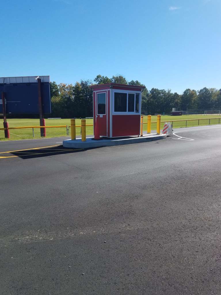 4×6 Parking Booth in Hopewell Junction, NY with Exterior Color Change, Outside Spotlights, and Tinted Windows